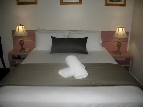 Metro Motel רוקהמפטון